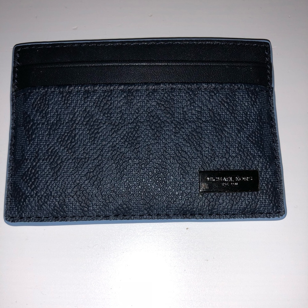BRAND NEW Michael kors card holder baby blue